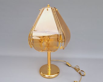 Lampe de table plaquée laiton du milieu du siècle avec panneaux de verre fumé ++