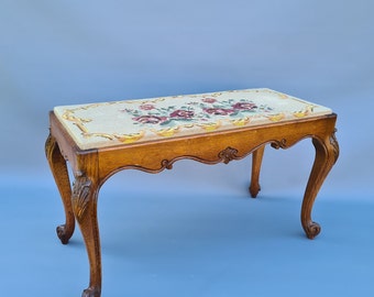 Beau et élégant grand pouf vintage, style Louis XV ++