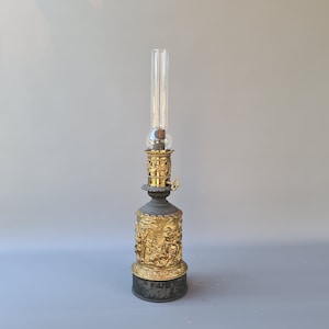 Antique brass French oil / paraffin lamp ++