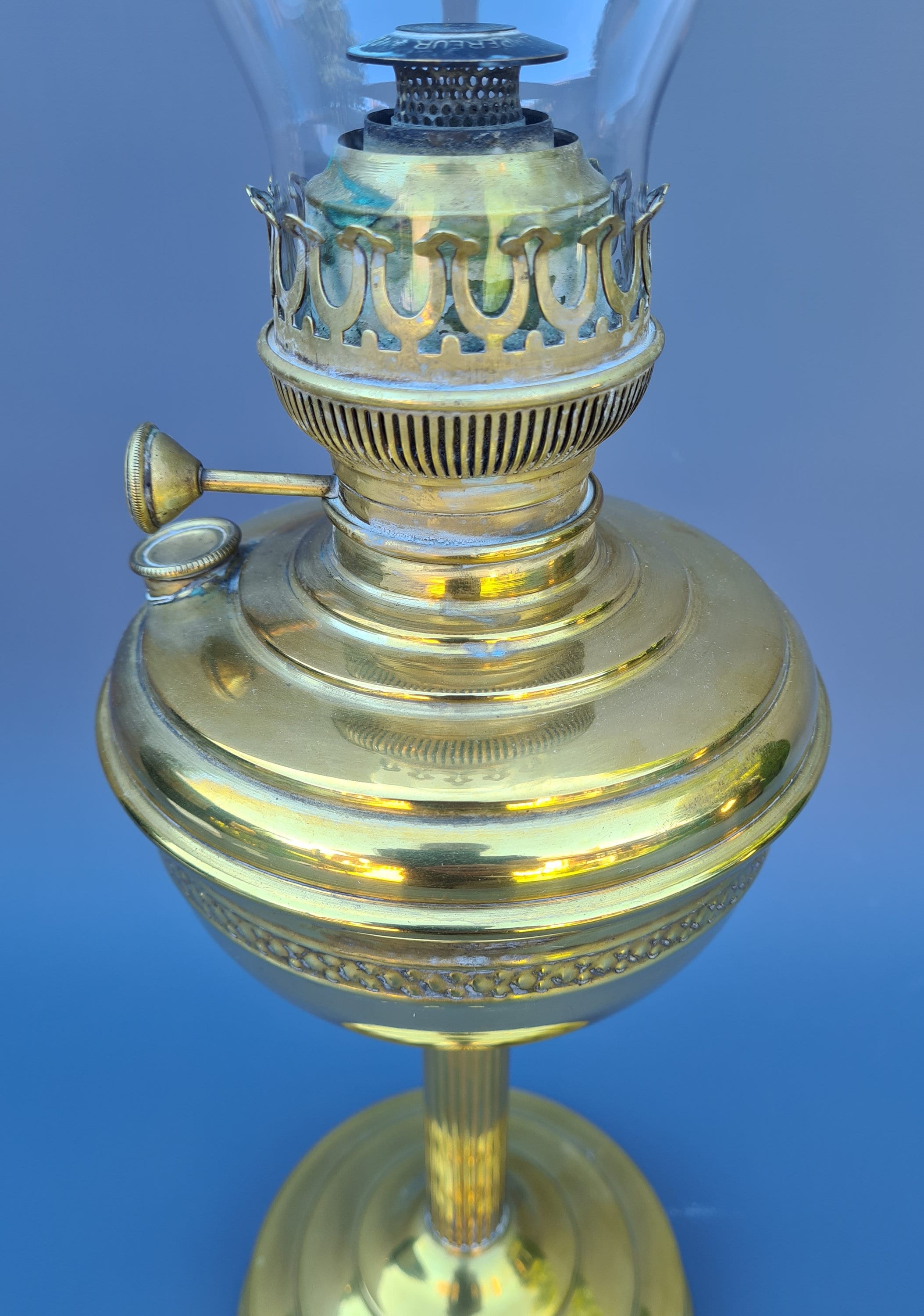 Antique Brass Oil Lamp from Lempereur & Bernard for sale at Pamono