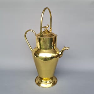Old French brass planter / jardiniere with lion heads ++