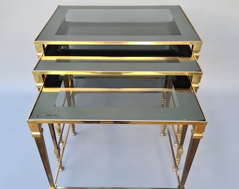 Exceptional French brass & glass nesting tables, circa 1950s - Regency design ++