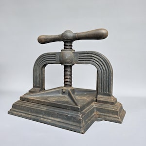 Stunning antique cast iron book press, Art Deco style ++