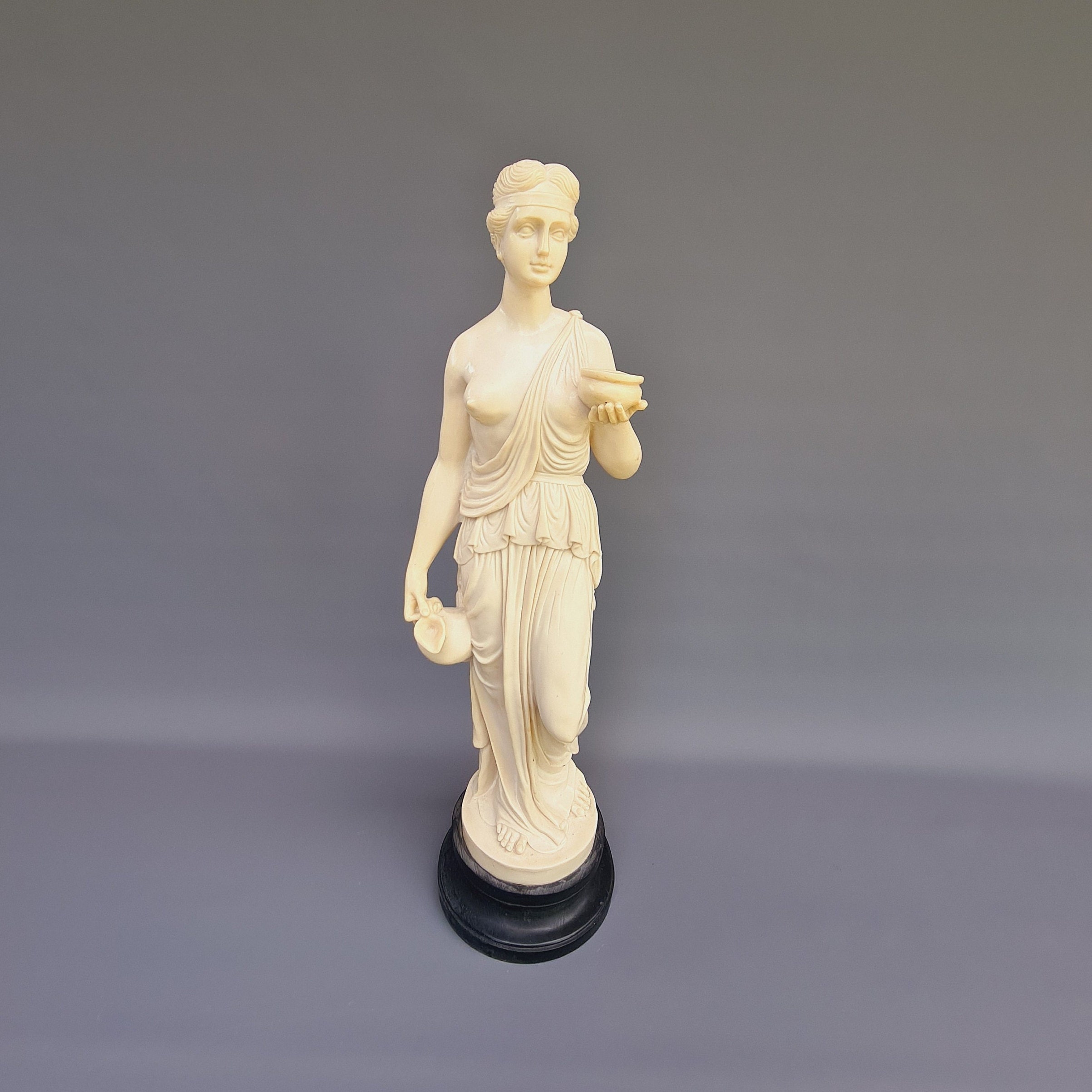 A*s様 象牙風彫刻 女性像　約40cm A*s様 象牙風彫刻 女性像 約40cm