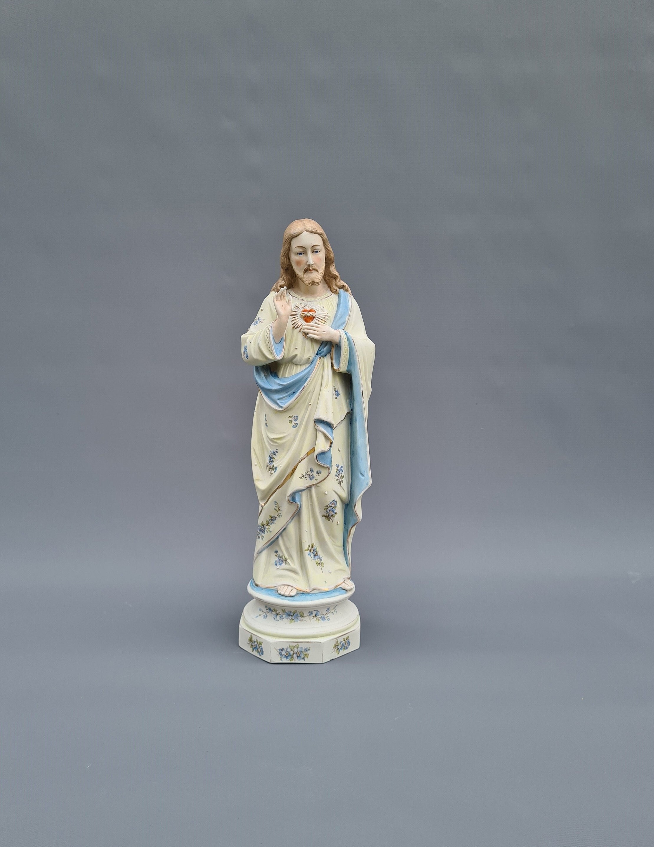 Porcelain sacred heart of Jesus statue ++