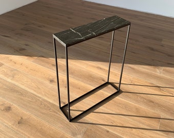 Mesa consola de mármol de diseño minimalista, mesa de pasillo estrecha o cubierta de radiador, mesa contemporánea de mármol de Carrara, mesa consola completamente negra