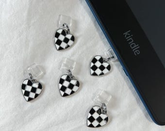 Checkered Heart Kindle Charm | Black and White USB-C Accessory