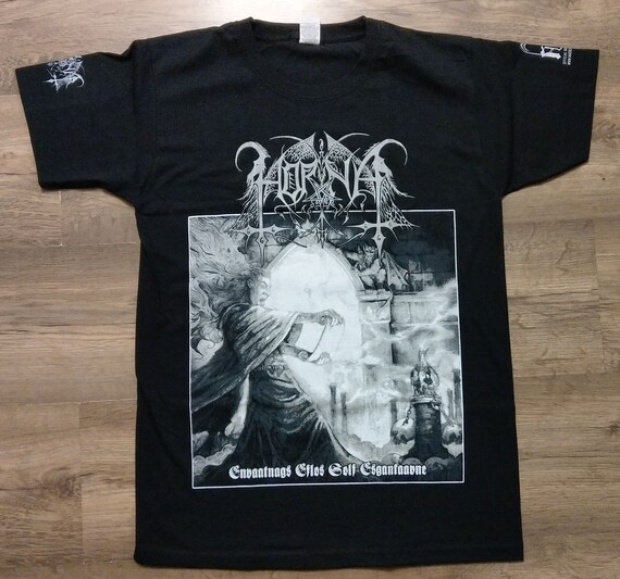 horna shirt
