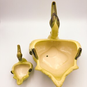 Hull Pottery Swan Family Planter 69 and Ashtray 70 Vintage Mid-century Yellow and Green Ceramic Giftware image 3