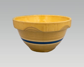 Watt Pottery Yellowware Mixing Bowl | Vintage Stoneware 1930s Kitchenware