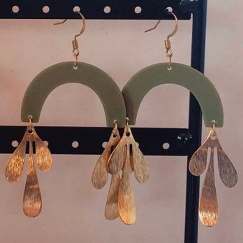 army green Gertrude