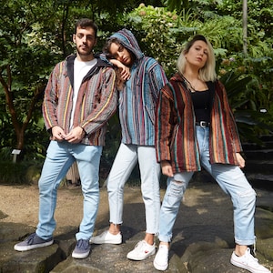 Kolorowe kurtki w stylu hippie - tradycyjna nepalska tkanina - etycznie ręcznie robione kurtki hippie w Hima Originals