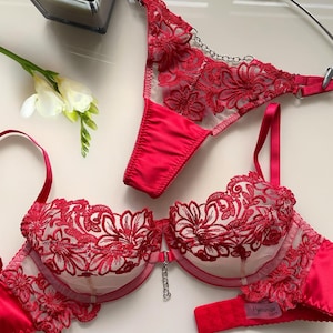 Red Lingerie Set Classy - Lace Floral Bra and Panty Set - Garter Belt Full Lingerie Set - Birthday Gift for Girlfriend or Wife