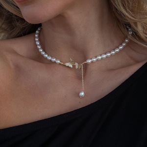 Butterfly Pearl Choker - Y2k Pearl Necklace - Natural Pearl Jewelry with Butterfly Pedant - Birthday Gift for Girlfriend, Sister, Mom