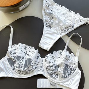 White Lingerie Sets Classy - Bridal Lingerie Wedding Night -  Lace Floral Bra and Panty Set - Floral Embroidery Honeymoon Lingerie