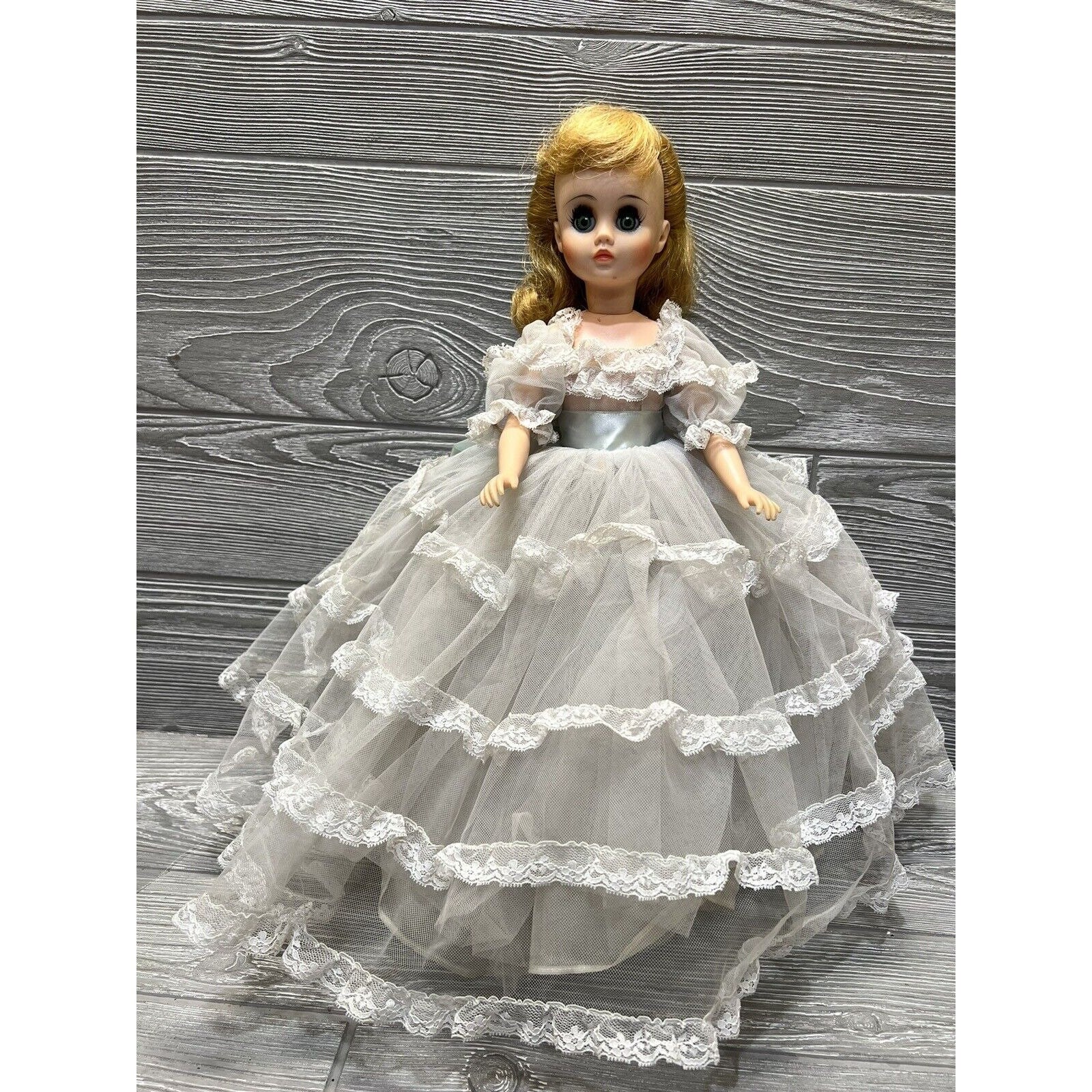 Vintage Madame Alexander Doll Elise Bride #90 No Box Good