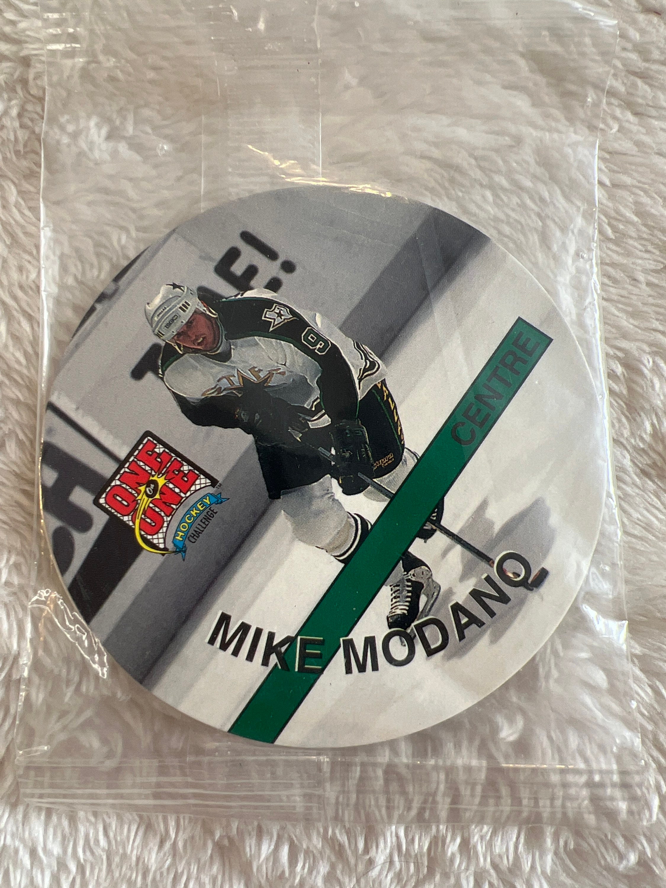Mike Modano Autographed HOF 14 Incs Dallas Green Pro Style Jersey JSA