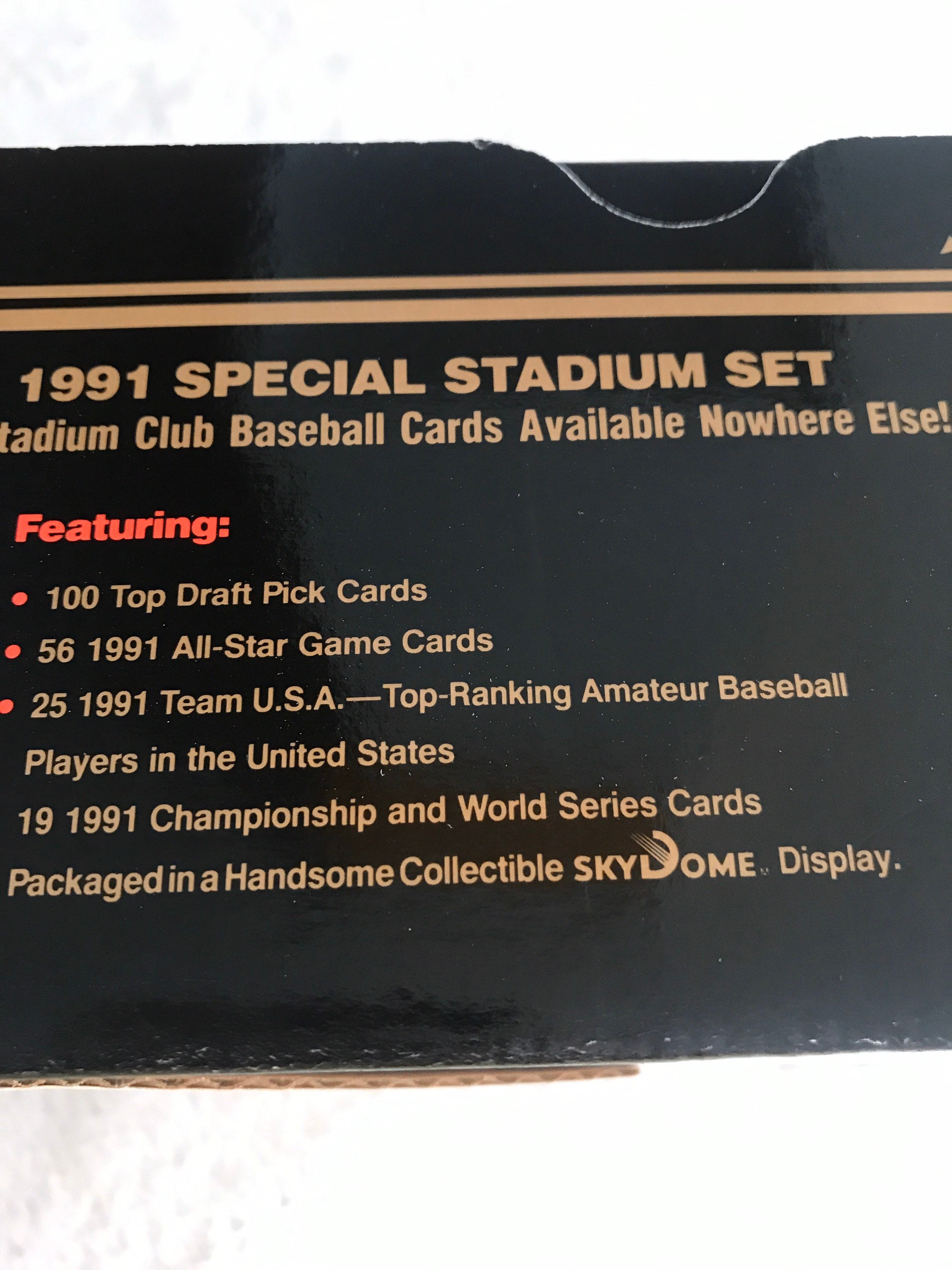 Is the 1991 Stadium Club Dome Worth Collecting?