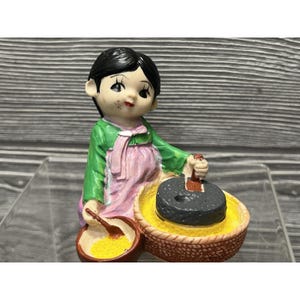 KOREART ハンドペイント フィギュア Koreart Figurine - Etsy