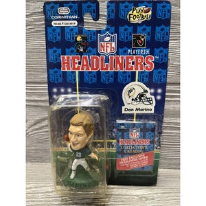 1996 Corinthian Headliners Dan Marino Miami Dolphins 3” Action Figure Football