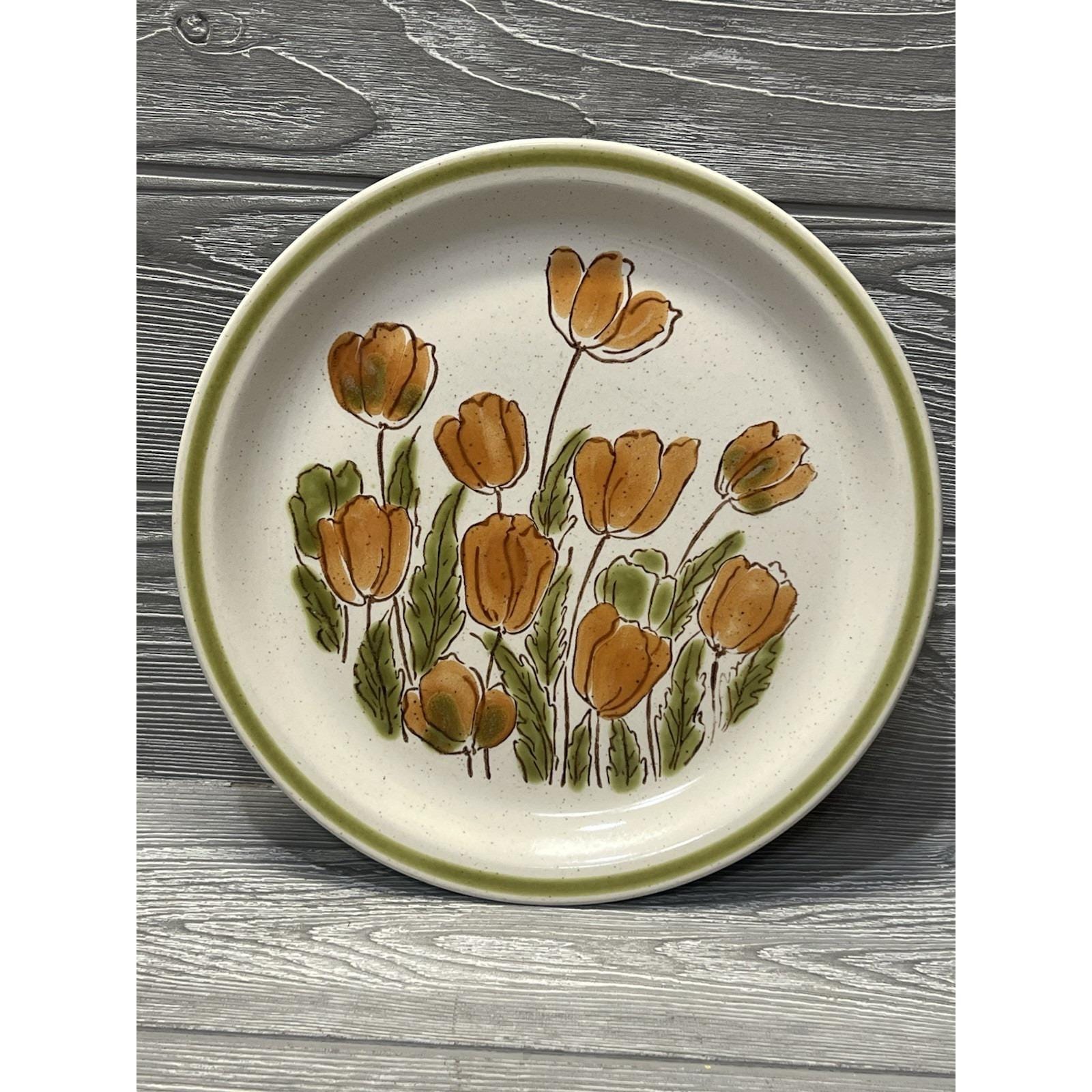 Japan Tulip Plate - Etsy