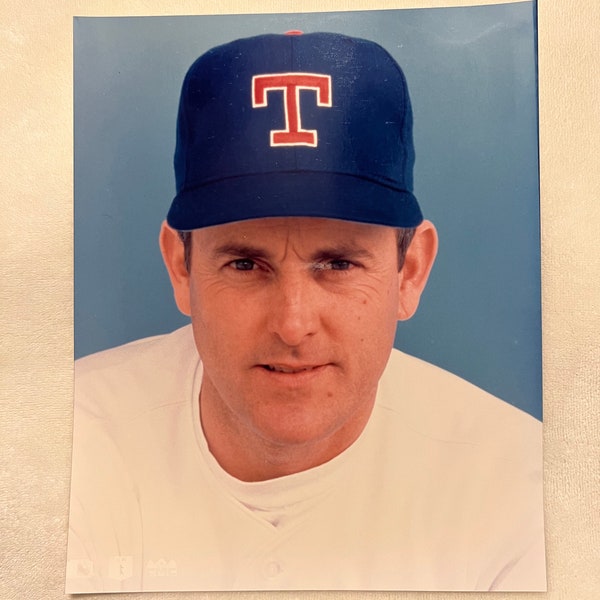 Nolan Ryan RANGERS 8x10 Photo LICENSED