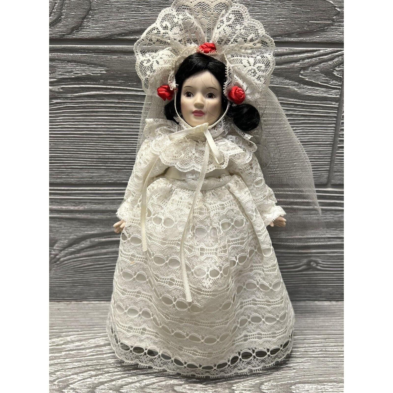 Vintage Bride Doll Mexico 9" Porcelain Cloth Made In Taiwan with Stand