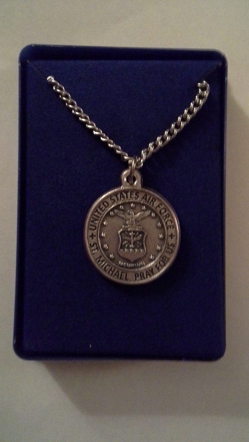 Saint Michael Armed Forces Medal, Army, Navy, Air Force, Coast Guard Italy, on chain with free prayer book image 2