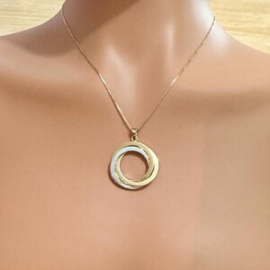 Estate 5.3g Solid 14k 2-Tone Yellow & White Gold High Quality 3 Interconnected Rings Statement Pendant Box Chain Necklace 18”