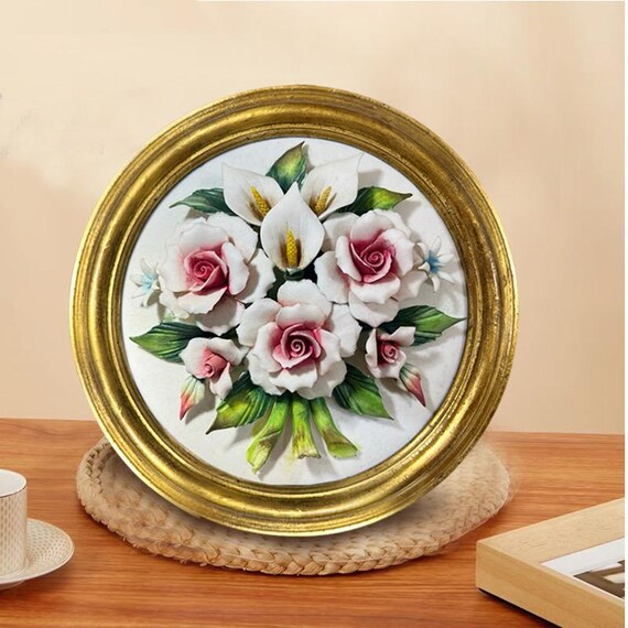 Capodimonte 陶器製 壁掛け 花のレリーフ イタリア製 Handmade Capodimonte Style Porcelain Flower Bouquet in Round Frame