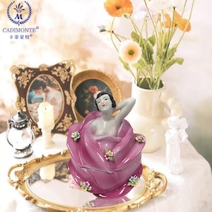 vintage schöne Dame Schmuck Box Figur Porzellan handgefertigte Figuren
