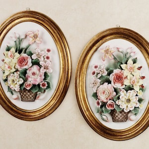 Pair of Beautiful Symmetrical Handmade Capodimonte Style Porcelain Flower Bouquet in Oval Frame Wall Plaque