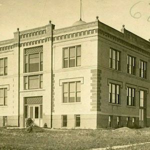 Postcard Antique RPPC View of High School in Collins, IA. aa2