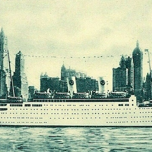 Vista de cartão postal do transatlântico "Gripsholm", linha sueco-americana, NY. N3