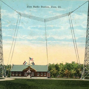 Carte postale Première vue de la station de radio de Zion à Zion, Illinois.     A1