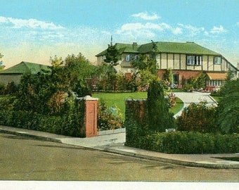 Postcard Residence of Marion Davies in Beverly Hills, CA. N5