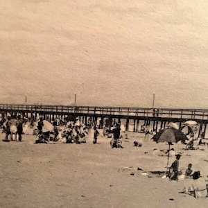 Postcard Early 1900&#39;s View of Beach and Pier in Mt. Holly, NJ. X1