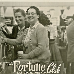 Postkarte Frühe RPPC Ansicht des World Famous Fortune Club, Las Vegas, NV. L5