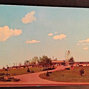 Postkarte Dogwood Lodge Motel in der Nähe von Radford, ,VA W1