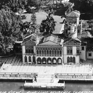 Postkarte RPPC Luftaufnahme der Ringling Residenz in Sarasota, FL. L8