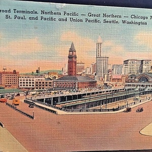 Postcard Railroad Terminals, Northern Pacific, Great Northern, & Pacific. W4