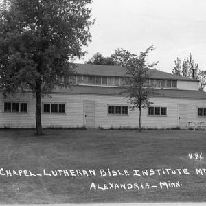 Postkarte RPPC der Kapelle amLutheran Bibel Institute, Mt. Camel, Alexandria, MN.