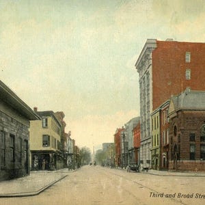 Postkarte mit Blick auf die Dritte Seite und die Breite Straßen, Harrisburg, PA. L8