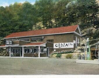 Postcard Early View of Cold Air Cave Gas Station, Delaware Water Gap, PA. W5