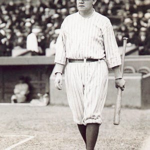 Cartão postal 4 x 6 Hall of Famer Babe Ruth (1920) Reimpressão. Y1