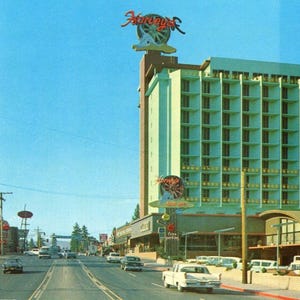 Carte postale Vue anticipée de l'hôtel Wagon à Stateline, Nevada. P5
