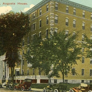 Postkarte frühe handkolorierte Ansicht des Augusta House Hotel in Augusta, ME. L2