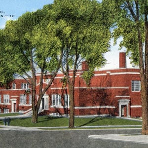 Cartão postal: Vista inicial da escola secundária em Faribault, MN. W5