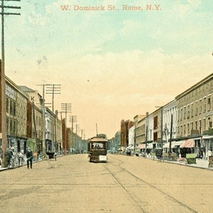 Postkarte Frühe Ansicht von Trolley on W. Dominick Street, Rome, NY. L2
