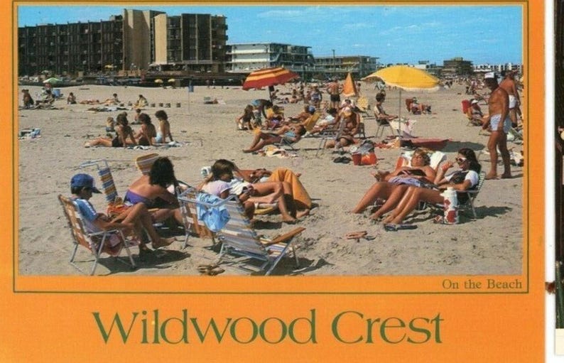 Postal - "En la playa" en Wildwood Beach, Nueva Jersey. 6 x 4. X1 imagen 1